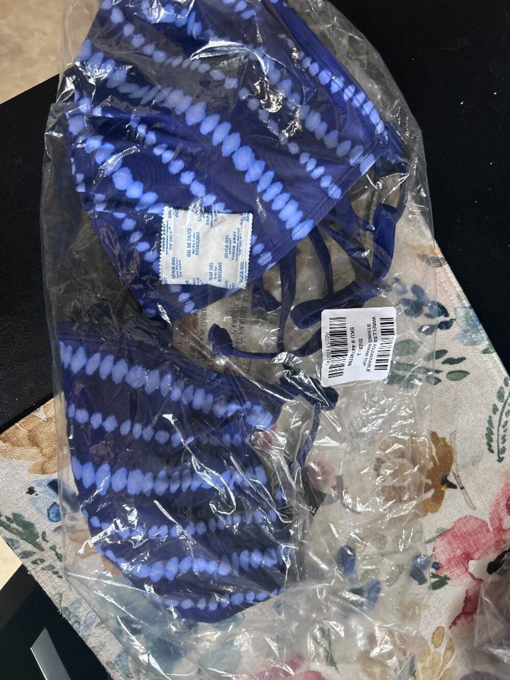 NWT - Torrid Wireless Bikini Top Size - 3 - Picture 3 of 3